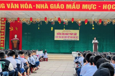 Tổ chức hưởng ứng ngày Pháp luật Việt Nam